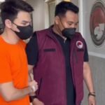 Urin Jonathan Frizzy Diperiksa Setelah Jadi Tersangka Penyelundupan Vape Obat Keras,Ini Hasilnya