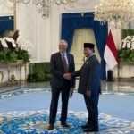 Prabowo: Indonesia Siap Menjadi Laboratorium Uji Coba Vaksin TB oleh Bill Gates