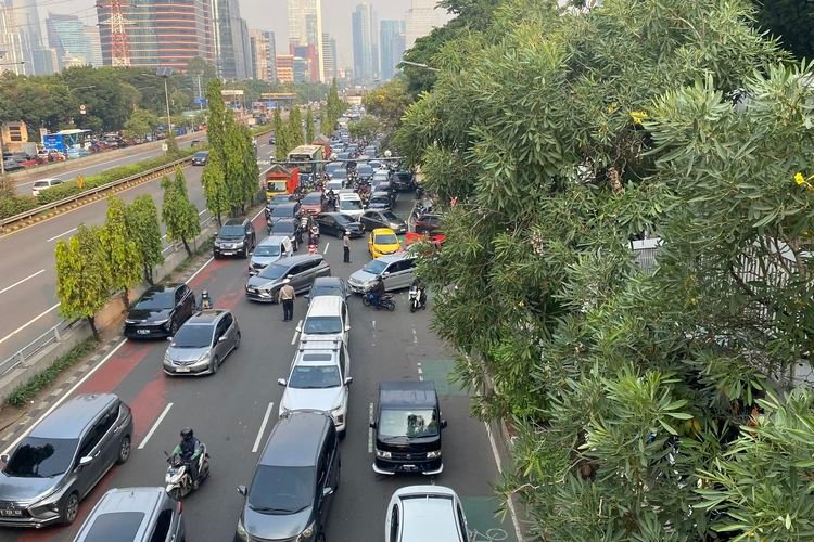 Mengungkap Alasan Kemacetan Hebat di Jakarta kemarin: Keterangan dari Polisi